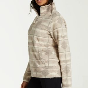 NEW without Tags, Billabong Sherpa Half zip